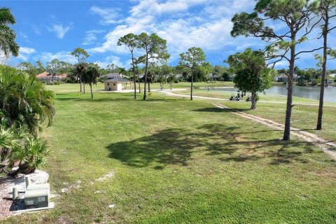 Terreno en venta en Punta Gorda, Florida № 2104151 - foto 5