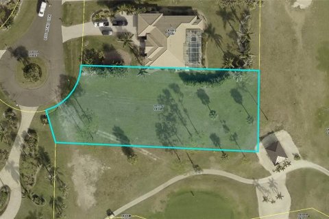 Terreno en venta en Punta Gorda, Florida № 2104151 - foto 4