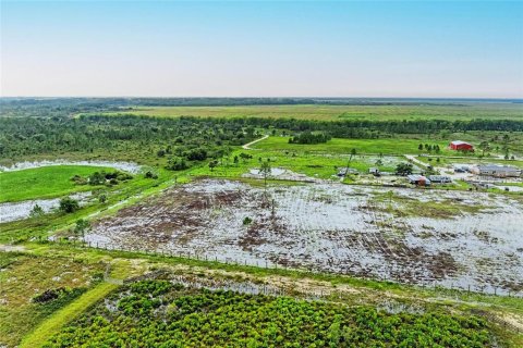 Terreno en venta en Punta Gorda, Florida № 1837969 - foto 11