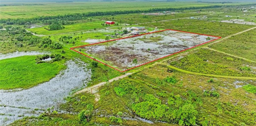 Land in Punta Gorda, Florida № 1837969
