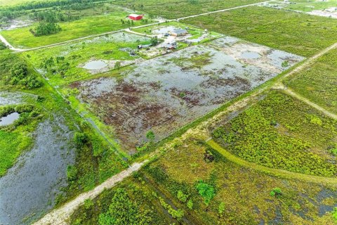 Terreno en venta en Punta Gorda, Florida № 1837969 - foto 14