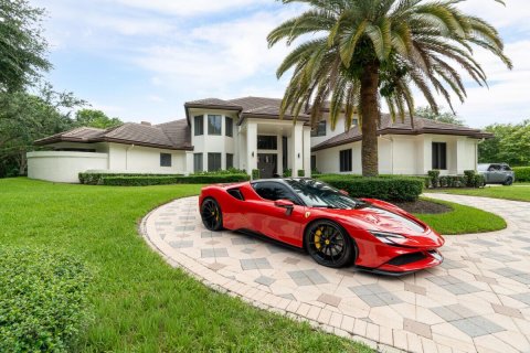 House in Weston, Florida 6 bedrooms, 520.9 sq.m. № 2087990 - photo 5