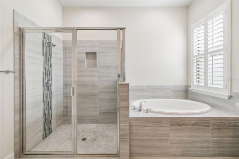 Villa ou maison à vendre à Tampa, Floride: 4 chambres, 230.12 m2 № 2200248 - photo 23