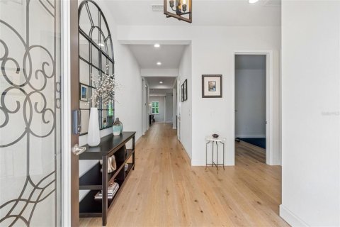Villa ou maison à vendre à Tampa, Floride: 4 chambres, 230.12 m2 № 2200248 - photo 8
