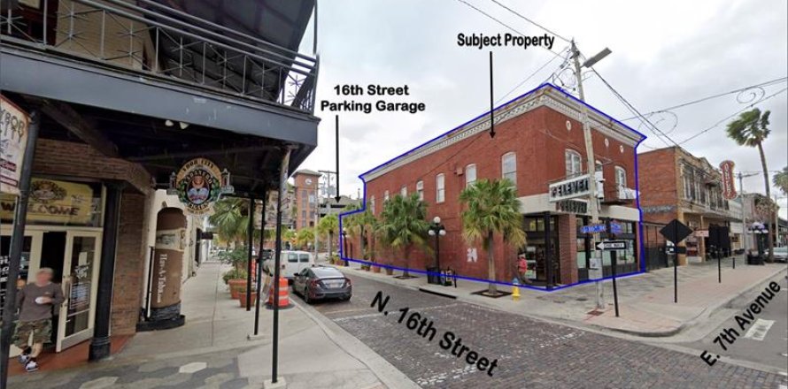 Commercial property in Tampa, Florida 660.91 sq.m. № 221961