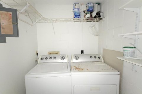 Adosado en alquiler en Gainesville, Florida, 2 dormitorios, 109.07 m2 № 1907239 - foto 12