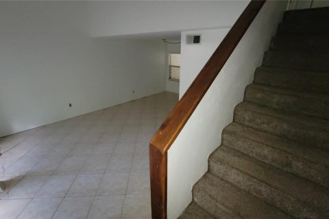 Adosado en alquiler en Gainesville, Florida, 2 dormitorios, 109.07 m2 № 1907239 - foto 13