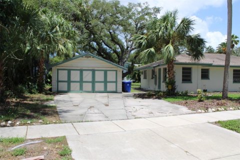 House in Dunedin, Florida 2 bedrooms, 100.52 sq.m. № 2167317 - photo 16