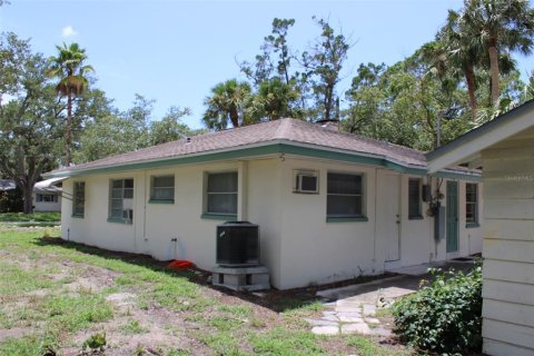 House in Dunedin, Florida 2 bedrooms, 100.52 sq.m. № 2167317 - photo 13
