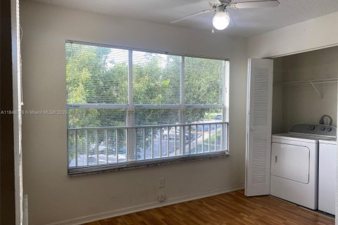 Copropriété à louer à Sunrise, Floride: 1 chambre, 69.03 m2 № 1882214 - photo 8