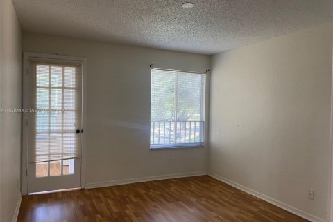 Copropriété à louer à Sunrise, Floride: 1 chambre, 69.03 m2 № 1882214 - photo 10