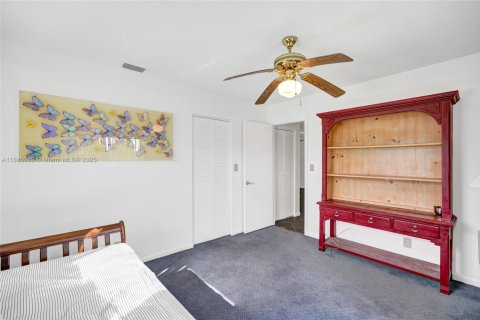 Casa en alquiler en West Palm Beach, Florida, 2 dormitorios, 100.89 m2 № 1930566 - foto 28