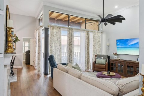 Copropriété à vendre à Orlando, Floride: 2 chambres, 128.21 m2 № 2398665 - photo 9