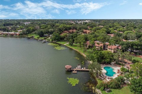 Copropriété à vendre à Orlando, Floride: 2 chambres, 128.21 m2 № 2398665 - photo 26