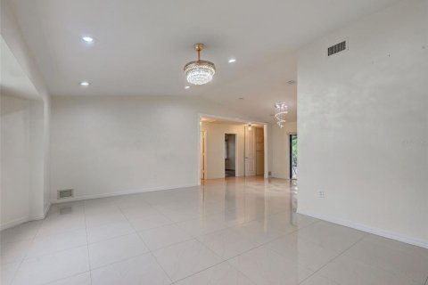 Casa en venta en Port Charlotte, Florida, 3 dormitorios, 175.49 m2 № 2424286 - foto 20