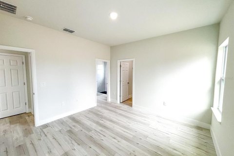 House in Ocklawaha, Florida 3 bedrooms, 128.02 sq.m. № 1560612 - photo 21