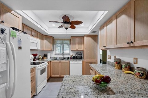 Condo in Sarasota, Florida, 2 bedrooms  № 1535687 - photo 8