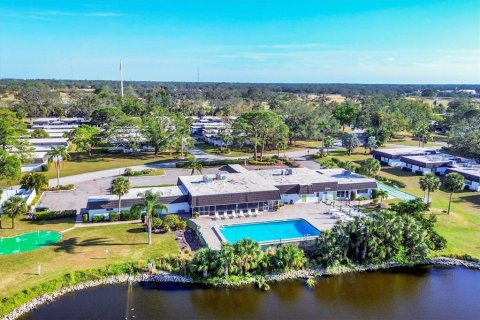 Condo in Sarasota, Florida, 2 bedrooms  № 1535687 - photo 26
