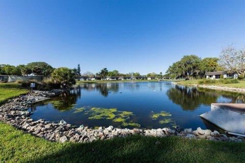 Condo in Sarasota, Florida, 2 bedrooms  № 1535687 - photo 30
