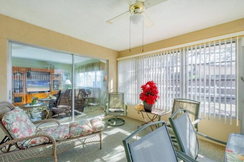 Condo in Sarasota, Florida, 2 bedrooms  № 1535687 - photo 19