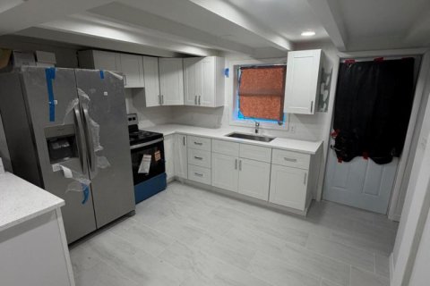 Casa en alquiler en St. Lucie, Florida, 5 dormitorios, 150.13 m2 № 2087853 - foto 4