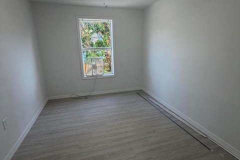 Casa en alquiler en St. Lucie, Florida, 5 dormitorios, 150.13 m2 № 2087853 - foto 12