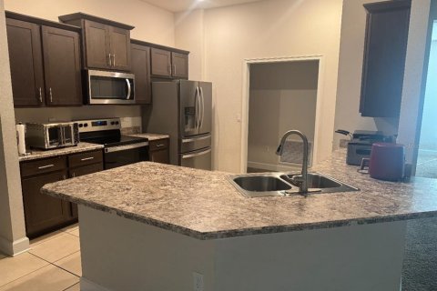 House in Leesburg, Florida 4 bedrooms, 233.37 sq.m. № 1912019 - photo 3