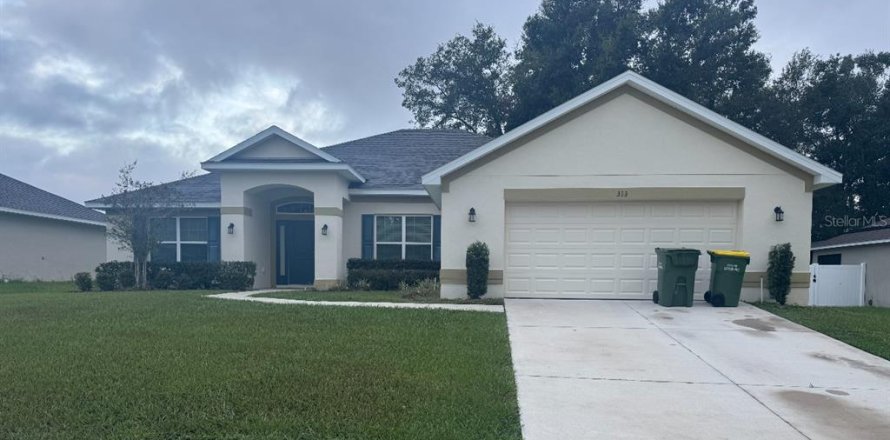 Villa ou maison à Leesburg, Floride 4 chambres, 233.37 m2 № 1912019