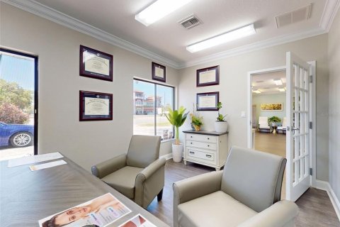 Propiedad comercial en venta en New Smyrna Beach, Florida, 180.97 m2 № 1893813 - foto 12