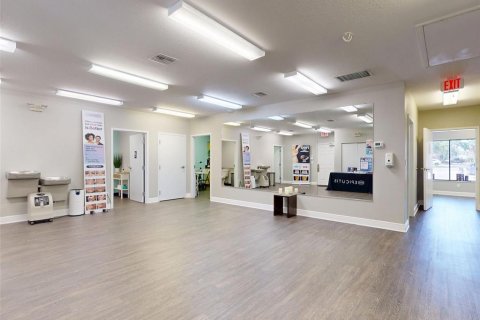 Propiedad comercial en venta en New Smyrna Beach, Florida, 180.97 m2 № 1893813 - foto 22