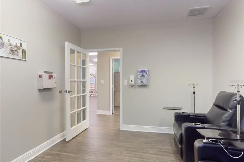 Propiedad comercial en venta en New Smyrna Beach, Florida, 180.97 m2 № 1893813 - foto 19