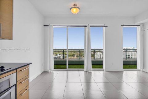Copropriété à vendre à Miami, Floride: 40.04 m2 № 1920514 - photo 3