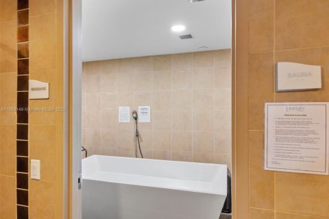 Copropriété à vendre à Miami, Floride: 40.04 m2 № 1920514 - photo 25