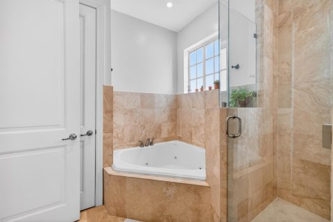 Townhouse in Fort Lauderdale, Florida 3 bedrooms, 215.81 sq.m. № 2078562 - photo 23