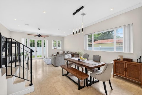 Townhouse in Fort Lauderdale, Florida 3 bedrooms, 215.81 sq.m. № 2078562 - photo 4