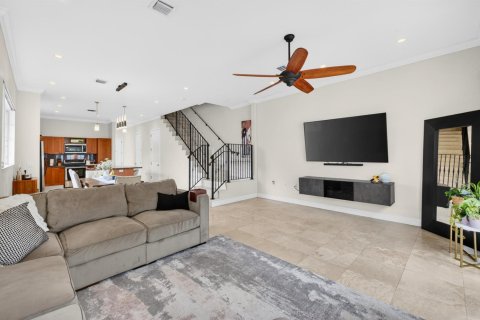 Townhouse in Fort Lauderdale, Florida 3 bedrooms, 215.81 sq.m. № 2078562 - photo 11
