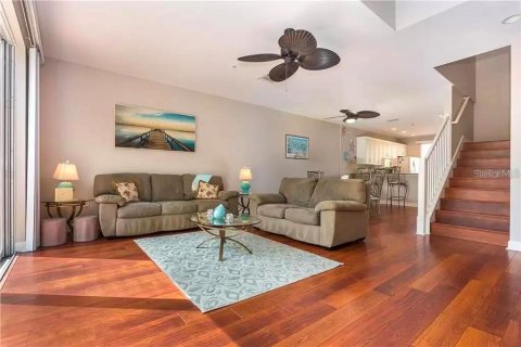 Adosado en alquiler en Sarasota, Florida, 3 dormitorios, 184.23 m2 № 1911973 - foto 4