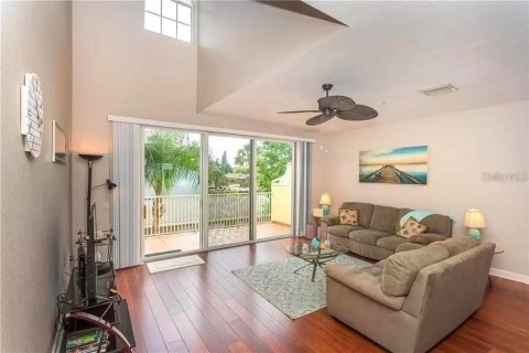 Adosado en alquiler en Sarasota, Florida, 3 dormitorios, 184.23 m2 № 1911973 - foto 7