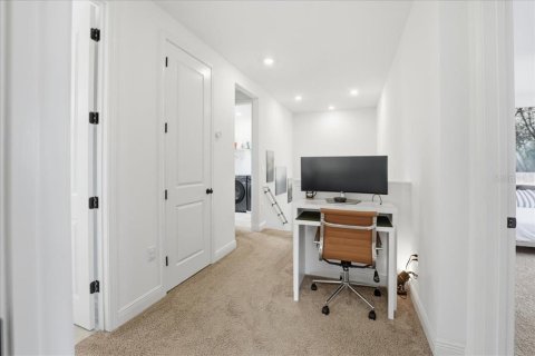 Villa ou maison à vendre à Orlando, Floride: 5 chambres, 299.05 m2 № 2204806 - photo 24
