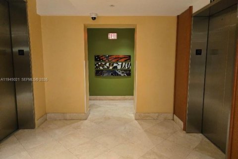 Copropriété à louer à Miami, Floride: 1 chambre, 70.51 m2 № 2001240 - photo 22