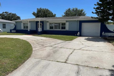 Casa en venta en Kenneth City, Florida, 2 dormitorios, 117.06 m2 № 2324302 - foto 2