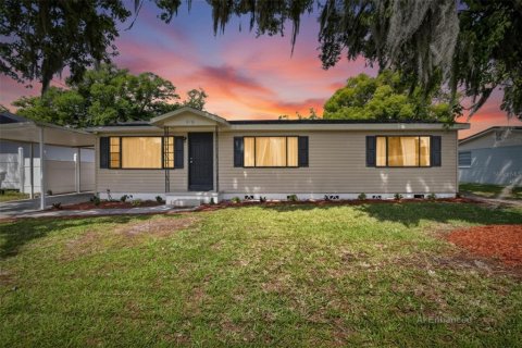 Casa en Lakeland, Florida 3 dormitorios, 138.61 m2 № 2099715