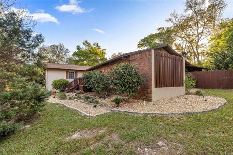 House in Dunnellon, Florida 3 bedrooms, 213.49 sq.m. № 2098357 - photo 10