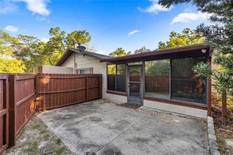 House in Dunnellon, Florida 3 bedrooms, 213.49 sq.m. № 2098357 - photo 9