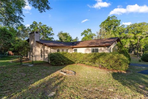 House in Dunnellon, Florida 3 bedrooms, 213.49 sq.m. № 2098357 - photo 6
