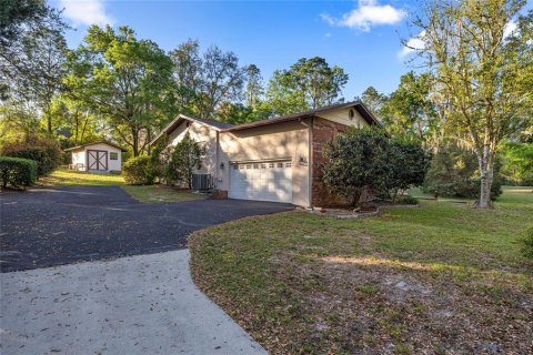 House in Dunnellon, Florida 3 bedrooms, 213.49 sq.m. № 2098357 - photo 4