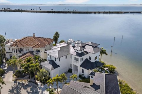 Casa en venta en Tampa, Florida, 4 dormitorios, 412.49 m2 № 2217747 - foto 16