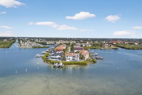 Casa en venta en Tampa, Florida, 4 dormitorios, 412.49 m2 № 2217747 - foto 22