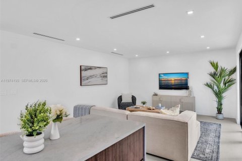 Adosado en venta en Dania Beach, Florida, 3 dormitorios, 191.38 m2 № 2036494 - foto 29