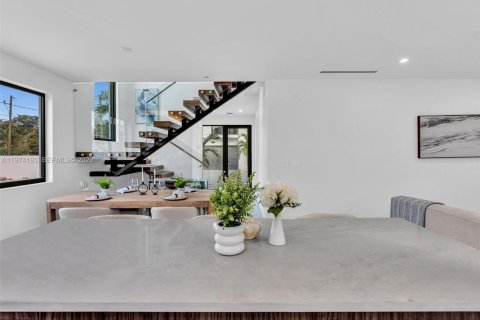 Adosado en venta en Dania Beach, Florida, 3 dormitorios, 191.38 m2 № 2036494 - foto 21